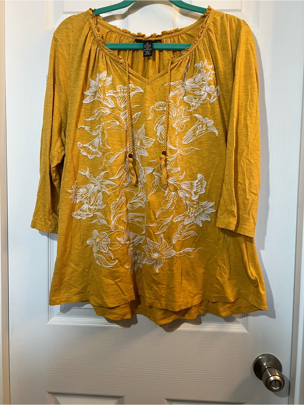 🦋 Style & Co. Mustard Embroidered Peasant Tunic size large